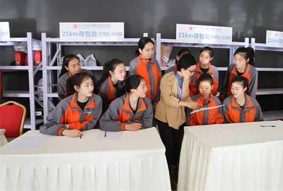 300名青年志愿者為2018禾中·張家口國際半程馬拉松保駕護航